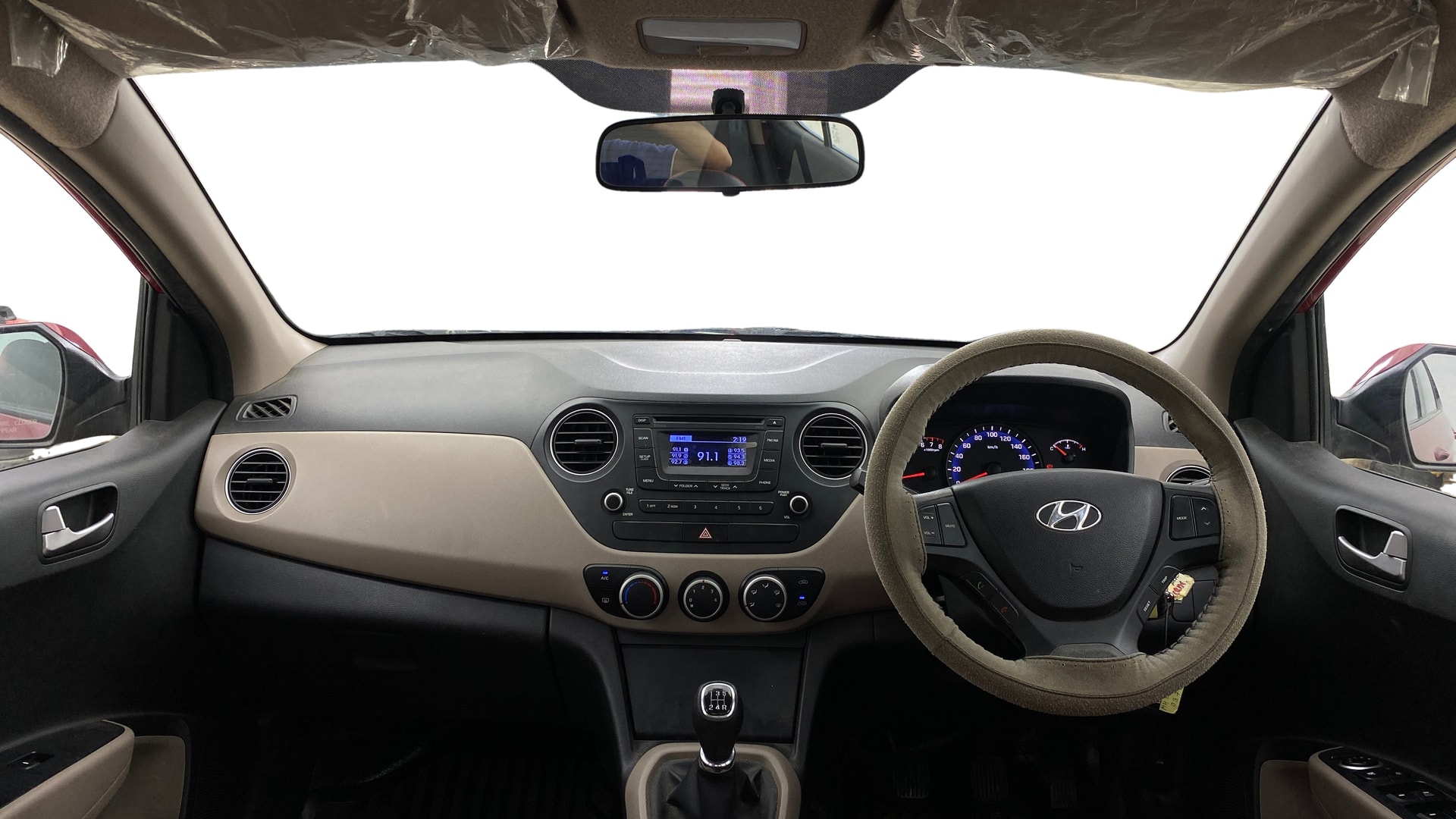 View 2016 Hyundai Xcent S Petrol Image 15 Used 2016 Hyundai Xcent S Petrol Image 15