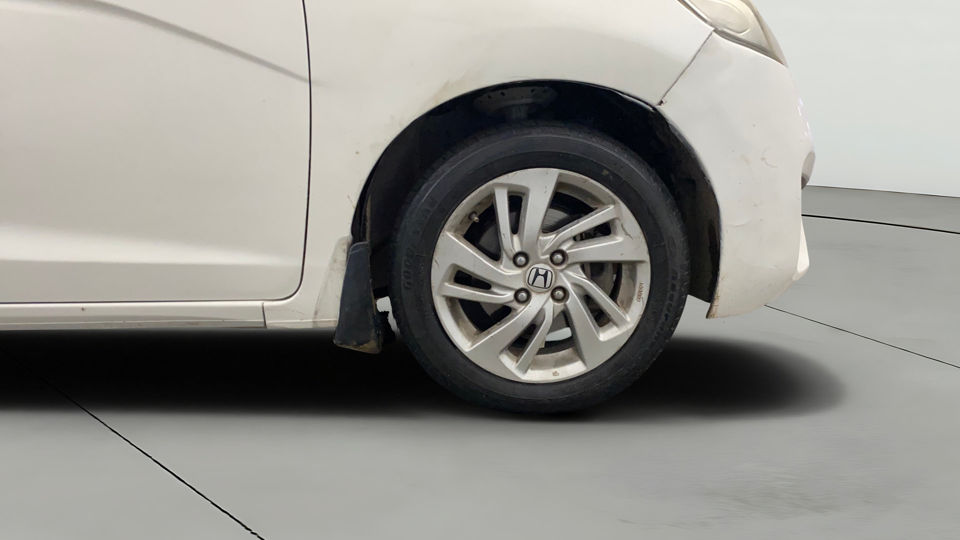 View 2015 Honda Jazz E MT Diesel Image 46 Used 2015 Honda Jazz E MT Diesel Image 46