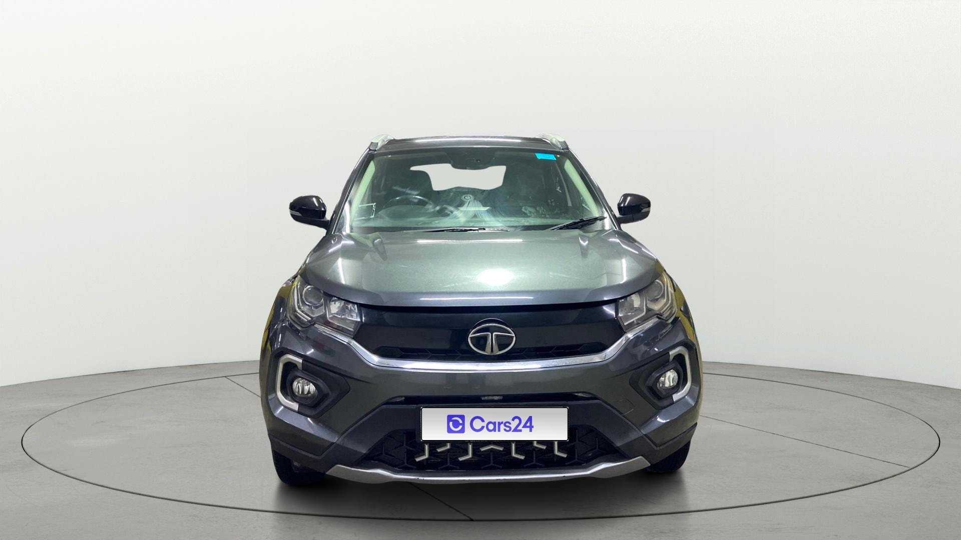 View 2021 Tata Nexon Revotron XE Image 1 Used 2021 Tata Nexon Revotron XE Image 1