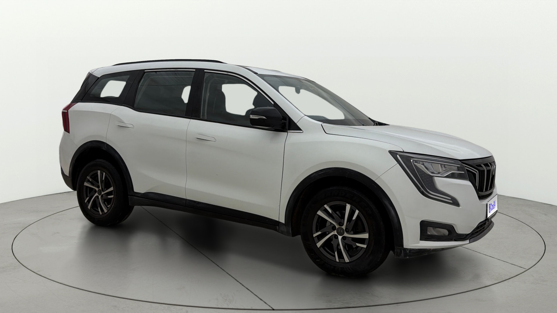 Used 2022 Mahindra XUV700 Used 2022 Mahindra XUV700
