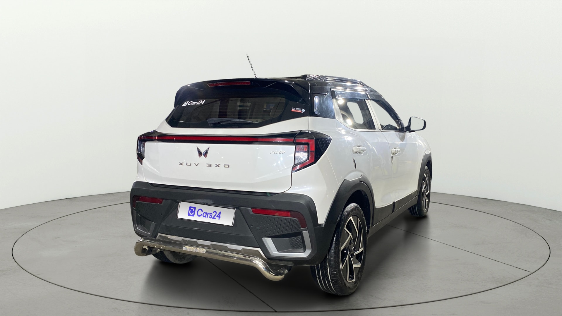 View 2025 Mahindra XUV 3XO AX7 1.2 TGDi AT Image 47 Used 2025 Mahindra XUV 3XO AX7 1.2 TGDi AT Image 47