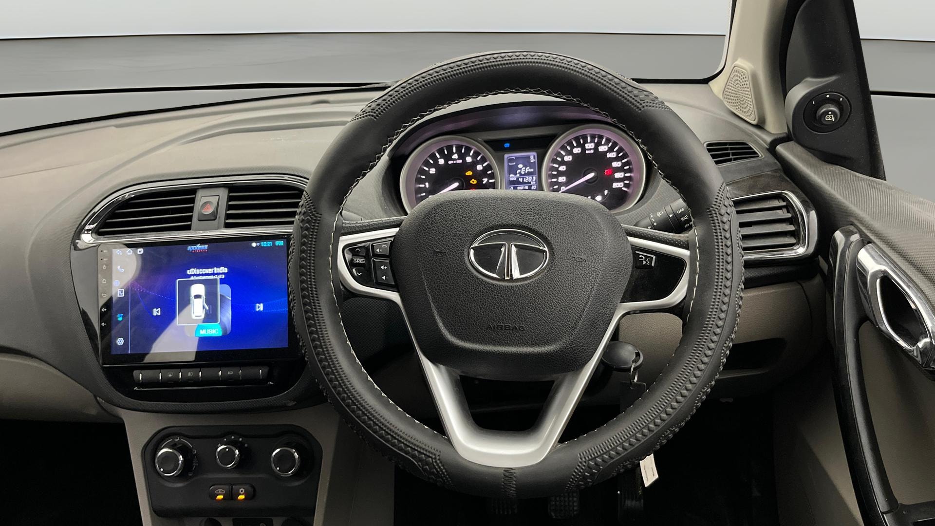 View 2017 Tata Tiago Revotorq XB Image 12 Used 2017 Tata Tiago Revotorq XB Image 12
