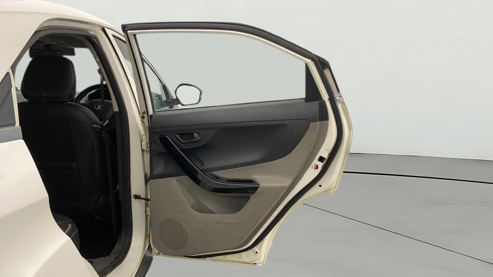 View 2019 Tata Nexon Revotron XM Image 7 Used 2019 Tata Nexon Revotron XM Image 7