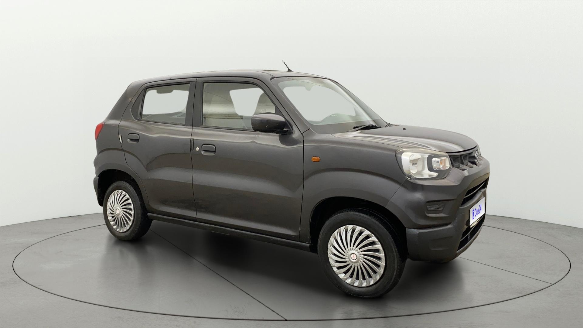 View 2020 Maruti Suzuki 1000 Base Variant Image 35 Used 2020 Maruti Suzuki 1000 Base Variant Image 35