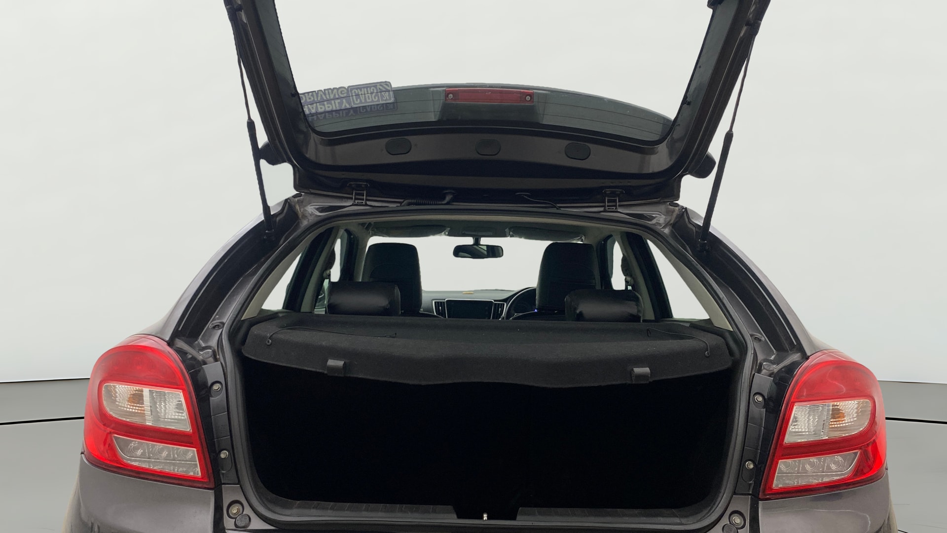 View 2018 Maruti Suzuki 1000 Base Variant Image 38 Used 2018 Maruti Suzuki 1000 Base Variant Image 38