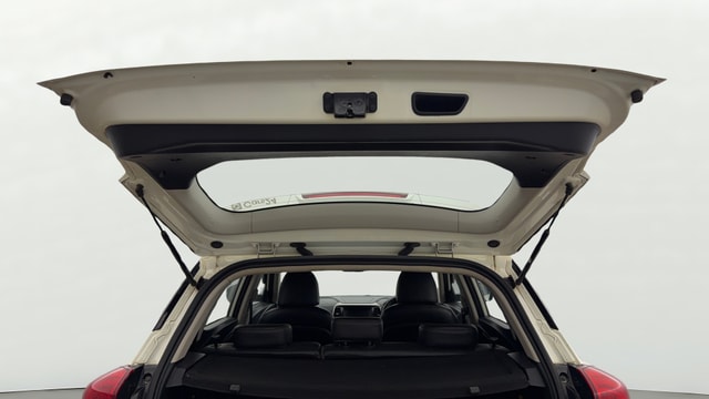 View Mahindra XUV300 Image 16 Used Mahindra XUV300 Image 16