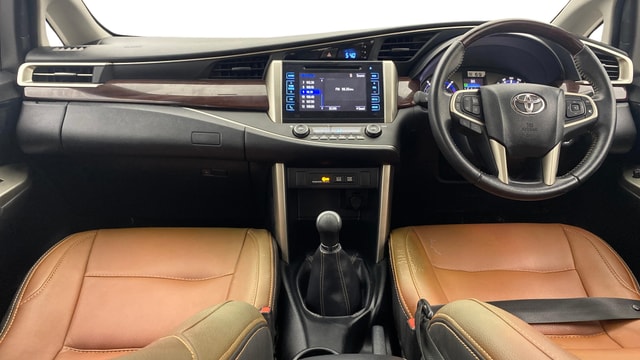 View Toyota Innova Crysta Image 16 Used Toyota Innova Crysta Image 16