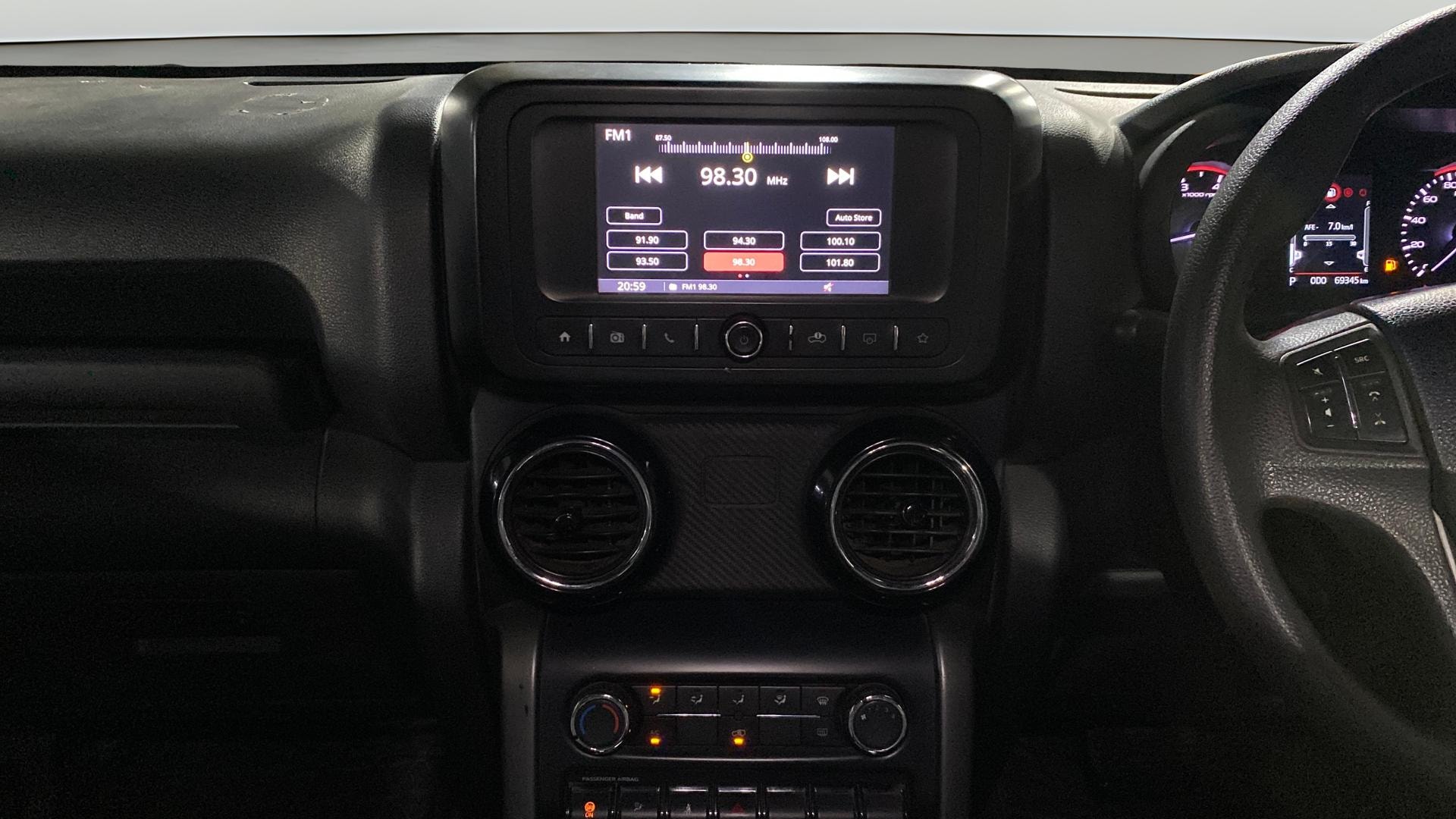 View 2022 Mahindra Thar AX Standard Manual Soft Top 6 Seater Image 16 Used 2022 Mahindra Thar AX Standard Manual Soft Top 6 Seater Image 16