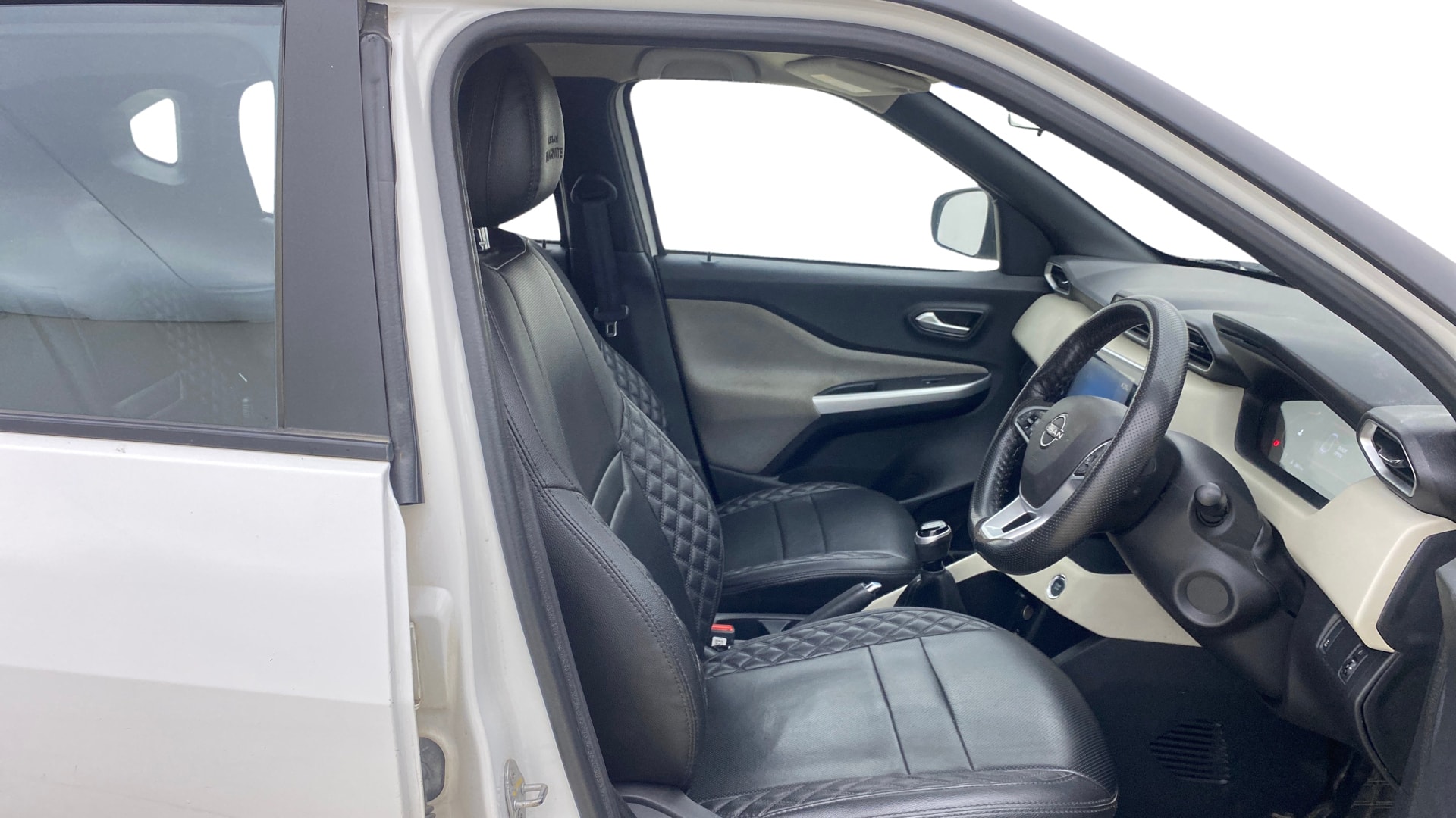 Used 2022 Nissan Magnite Used 2022 Nissan Magnite