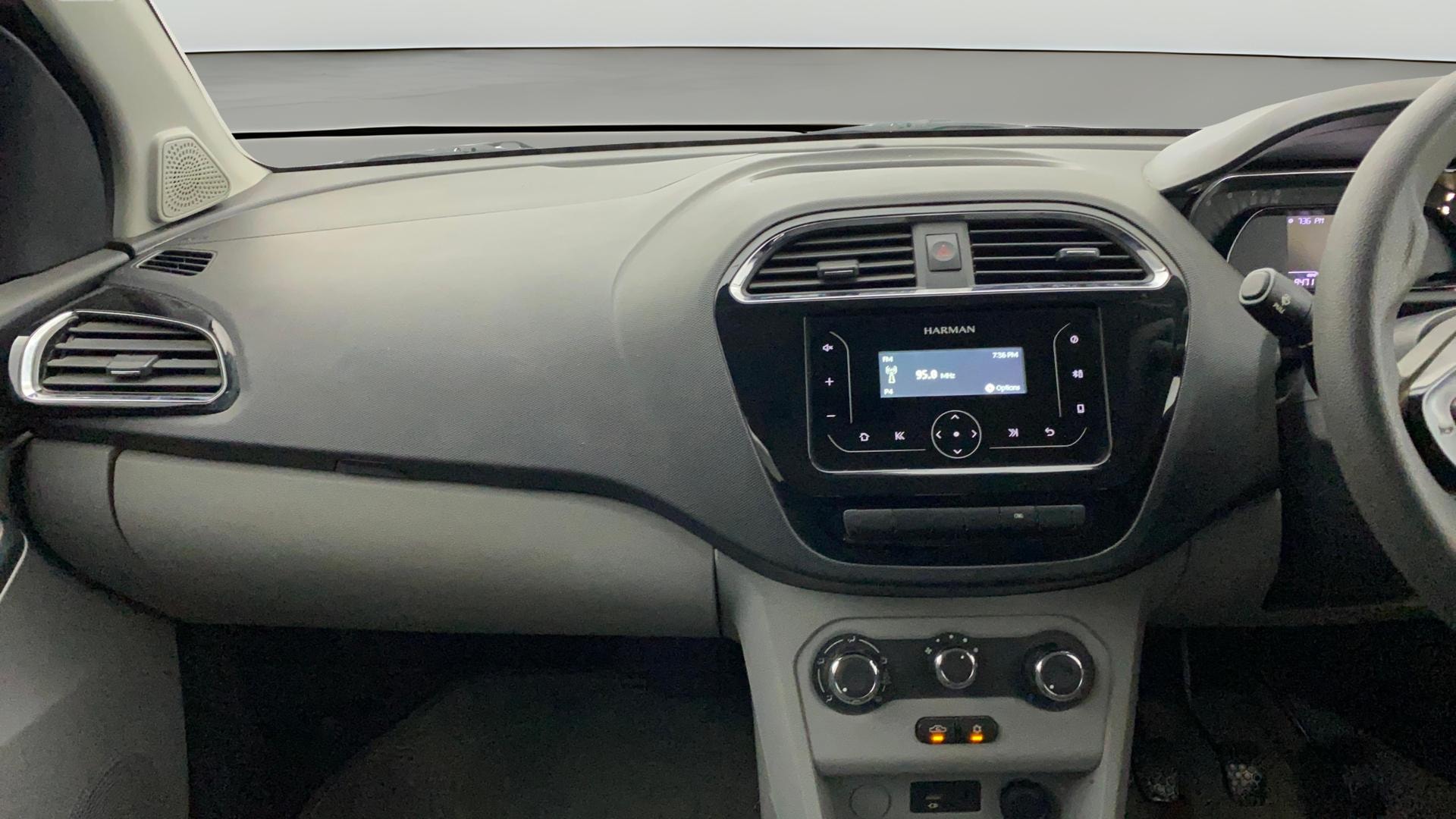 Used 2022 Tata Tiago Used 2022 Tata Tiago