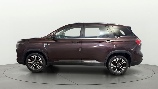 View MG Hector Plus Image 6 Used MG Hector Plus Image 6