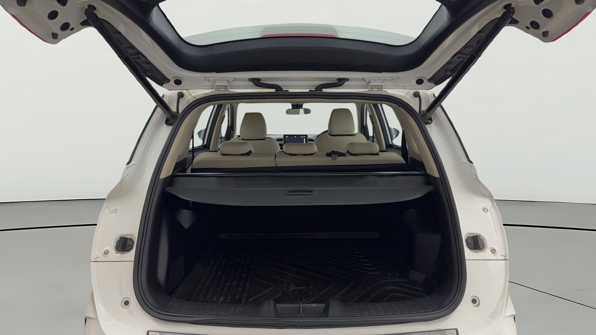 View 2023 MG Hector Sharp Hybrid BS IV Image 42 Used 2023 MG Hector Sharp Hybrid BS IV Image 42