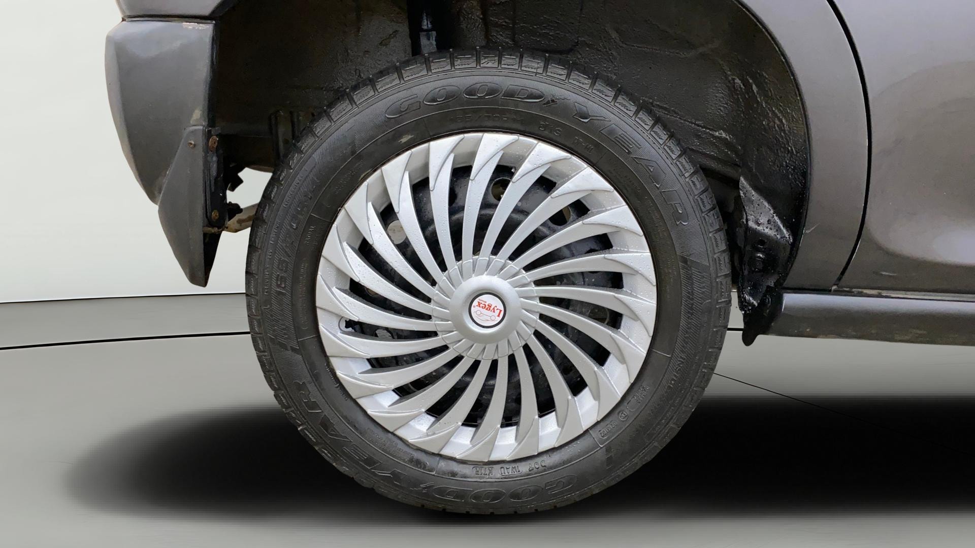 View 2020 Maruti Suzuki 1000 Base Variant Image 23 Used 2020 Maruti Suzuki 1000 Base Variant Image 23