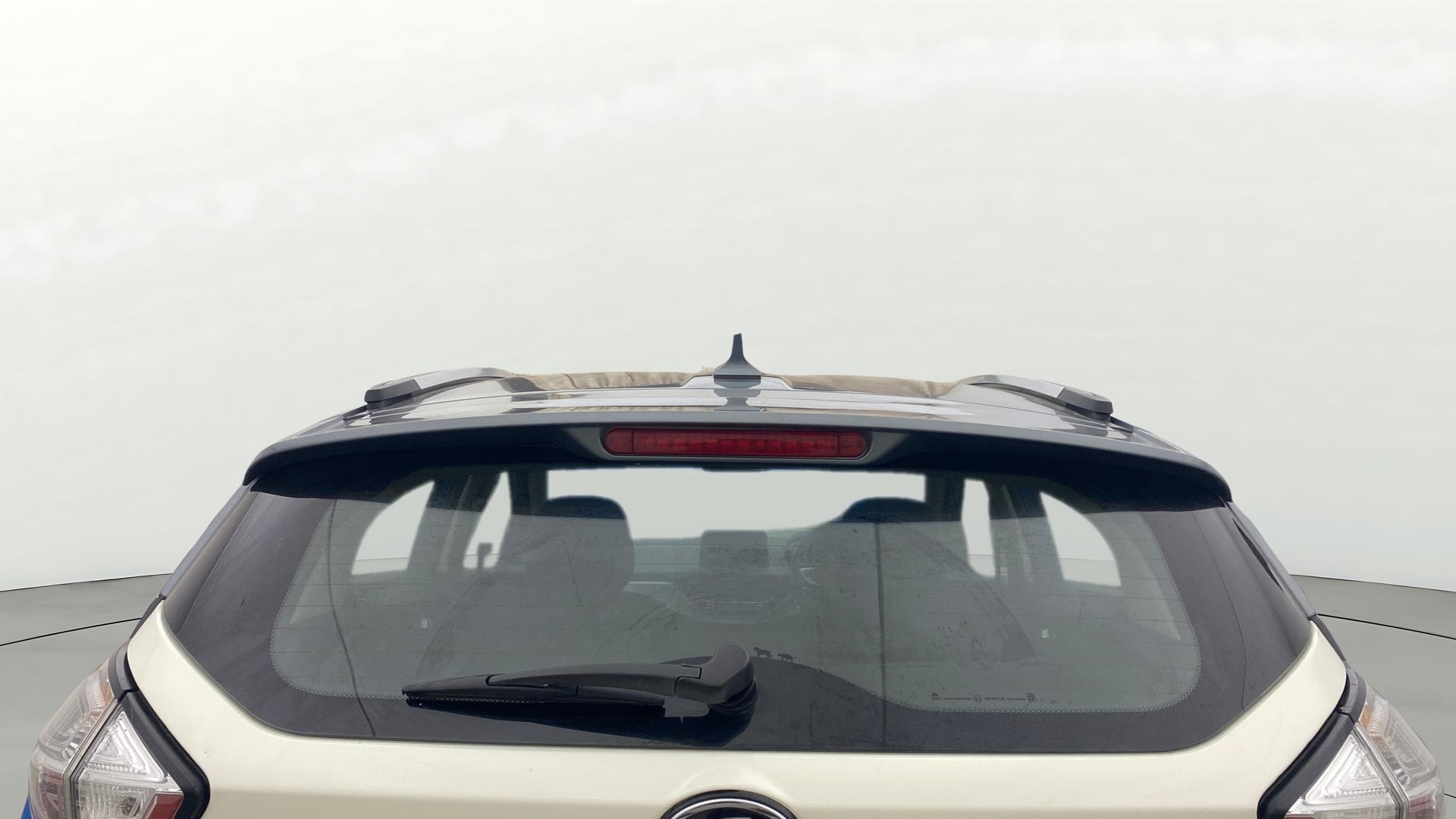 View 2017 Tata Nexon Revotron XE Image 3 Used 2017 Tata Nexon Revotron XE Image 3