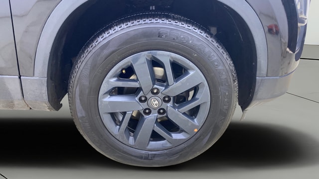 View Tata Harrier Image 43 Used Tata Harrier Image 43