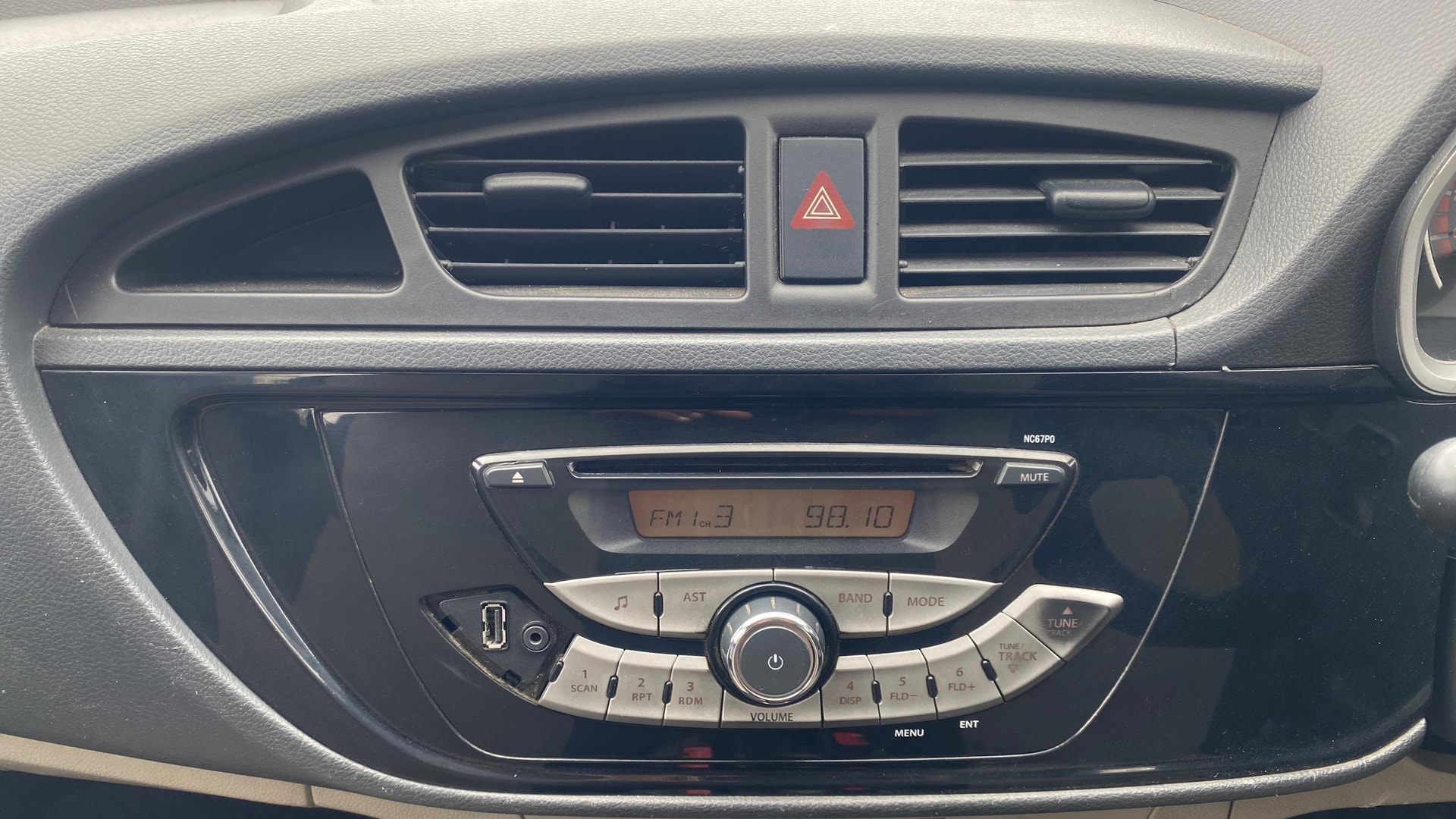 Used 2015 Maruti Suzuki Alto K10 Used 2015 Maruti Suzuki Alto K10