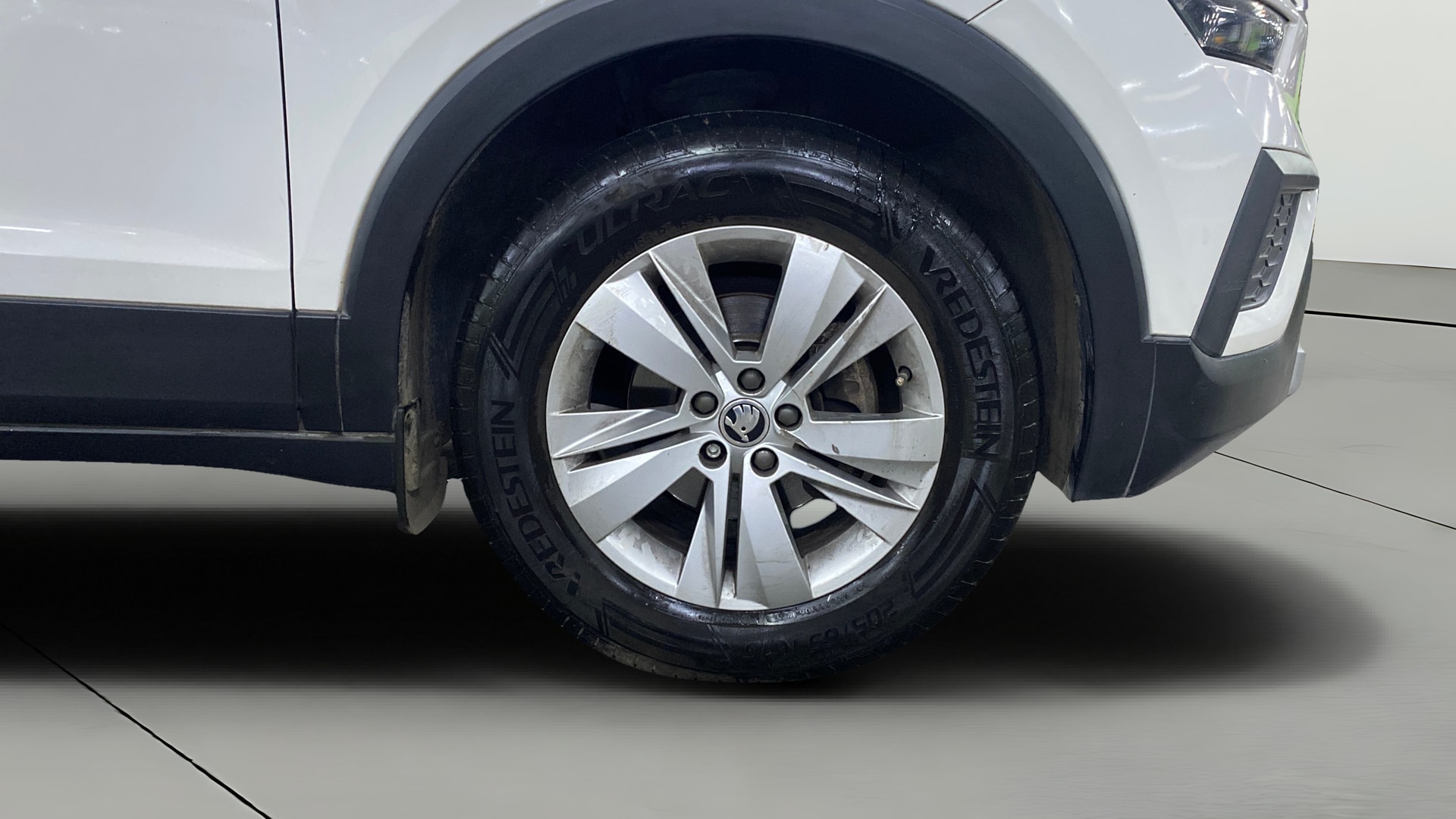 View 2021 Skoda Kushaq Ambition 1.0 TSI MT Image 42 Used 2021 Skoda Kushaq Ambition 1.0 TSI MT Image 42