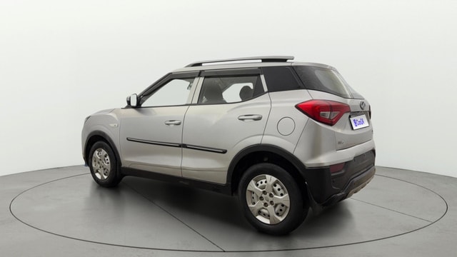 View Mahindra XUV300 Image 2 Used Mahindra XUV300 Image 2