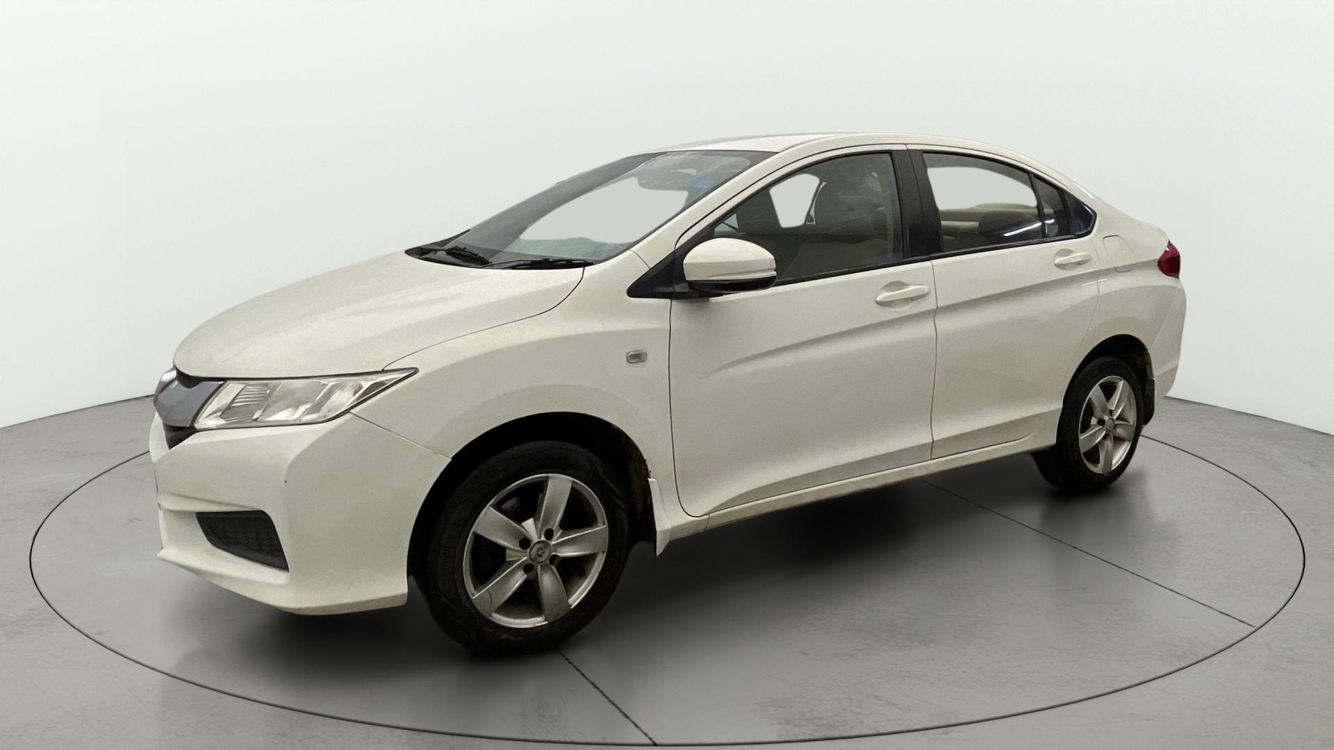 View 2015 Honda City ZX MT Diesel Anniversary Edition Image 21 Used 2015 Honda City ZX MT Diesel Anniversary Edition Image 21