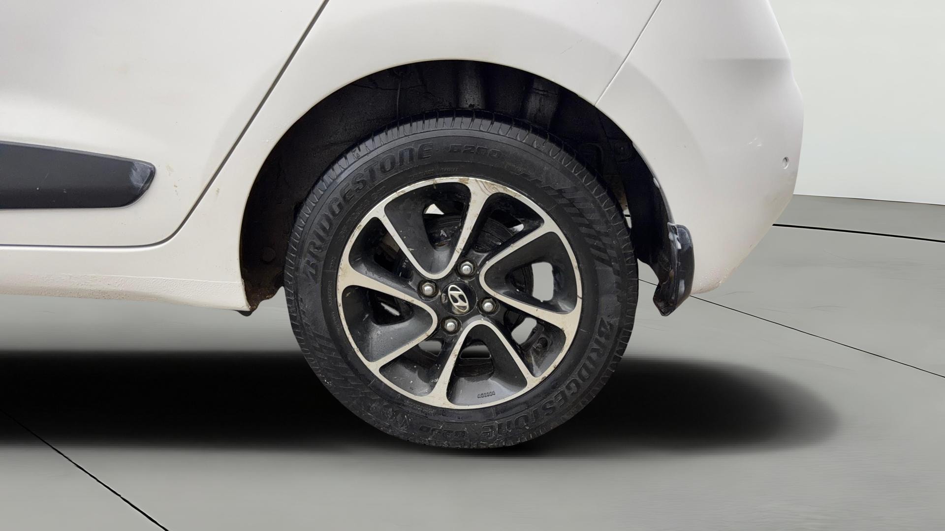 View 2018 Hyundai Grand i10 1.2 Asta Petrol Image 7 Used 2018 Hyundai Grand i10 1.2 Asta Petrol Image 7