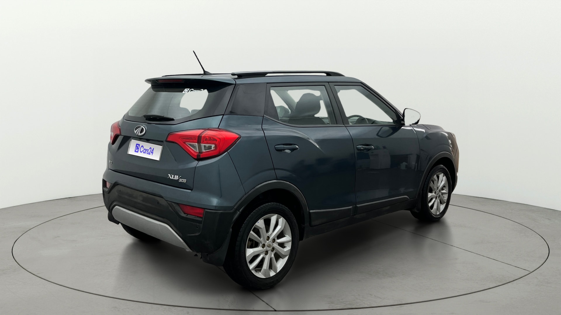 Used 2020 Mahindra XUV300 Used 2020 Mahindra XUV300