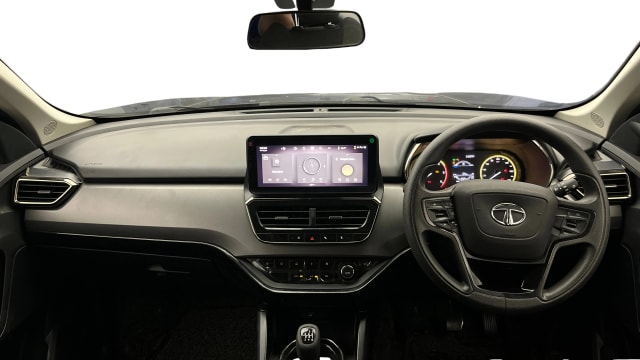 View Tata Harrier Image 31 Used Tata Harrier Image 31