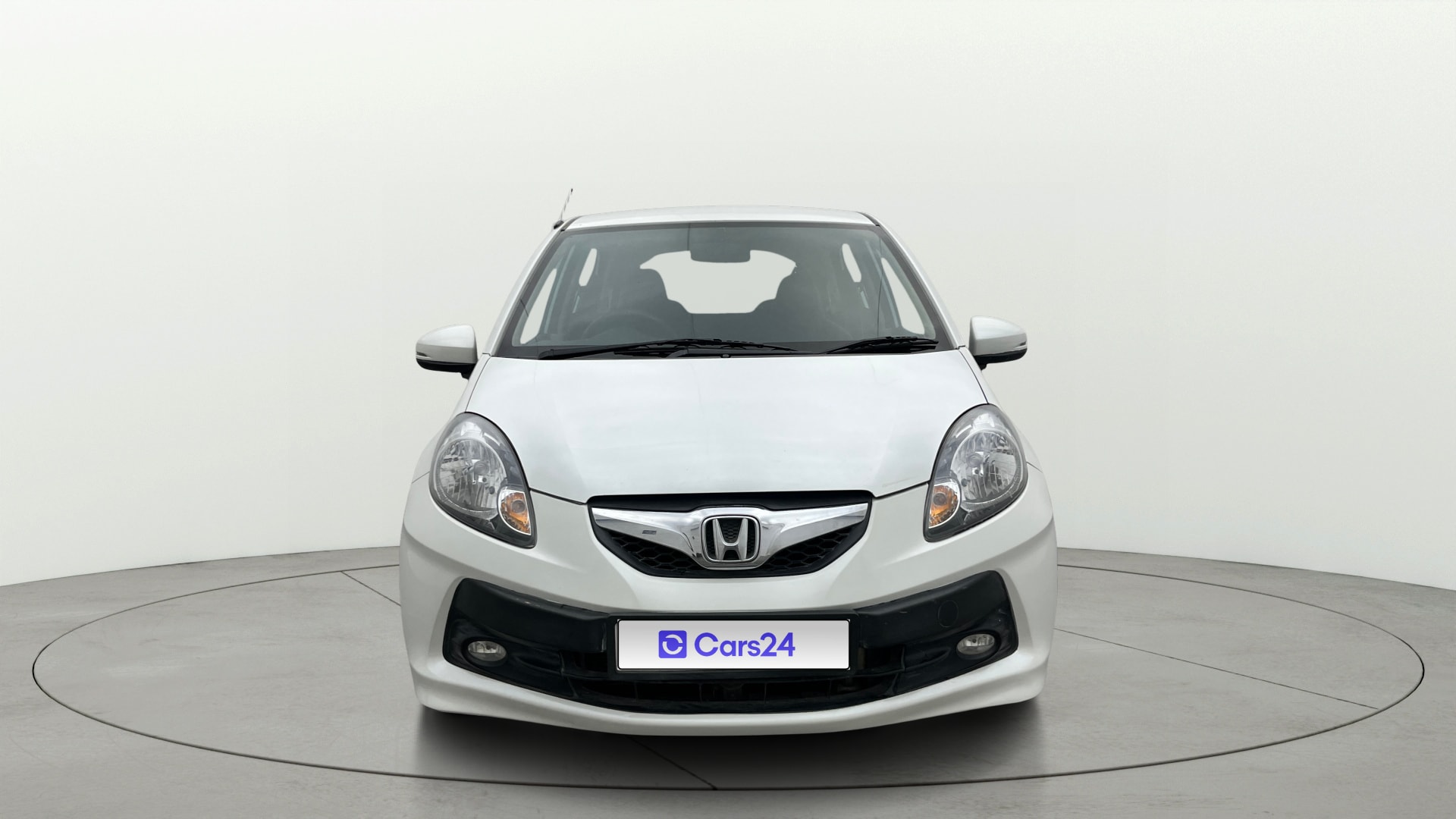 View 2015 Honda Brio VX AT Petrol Image 1 Used 2015 Honda Brio VX AT Petrol Image 1