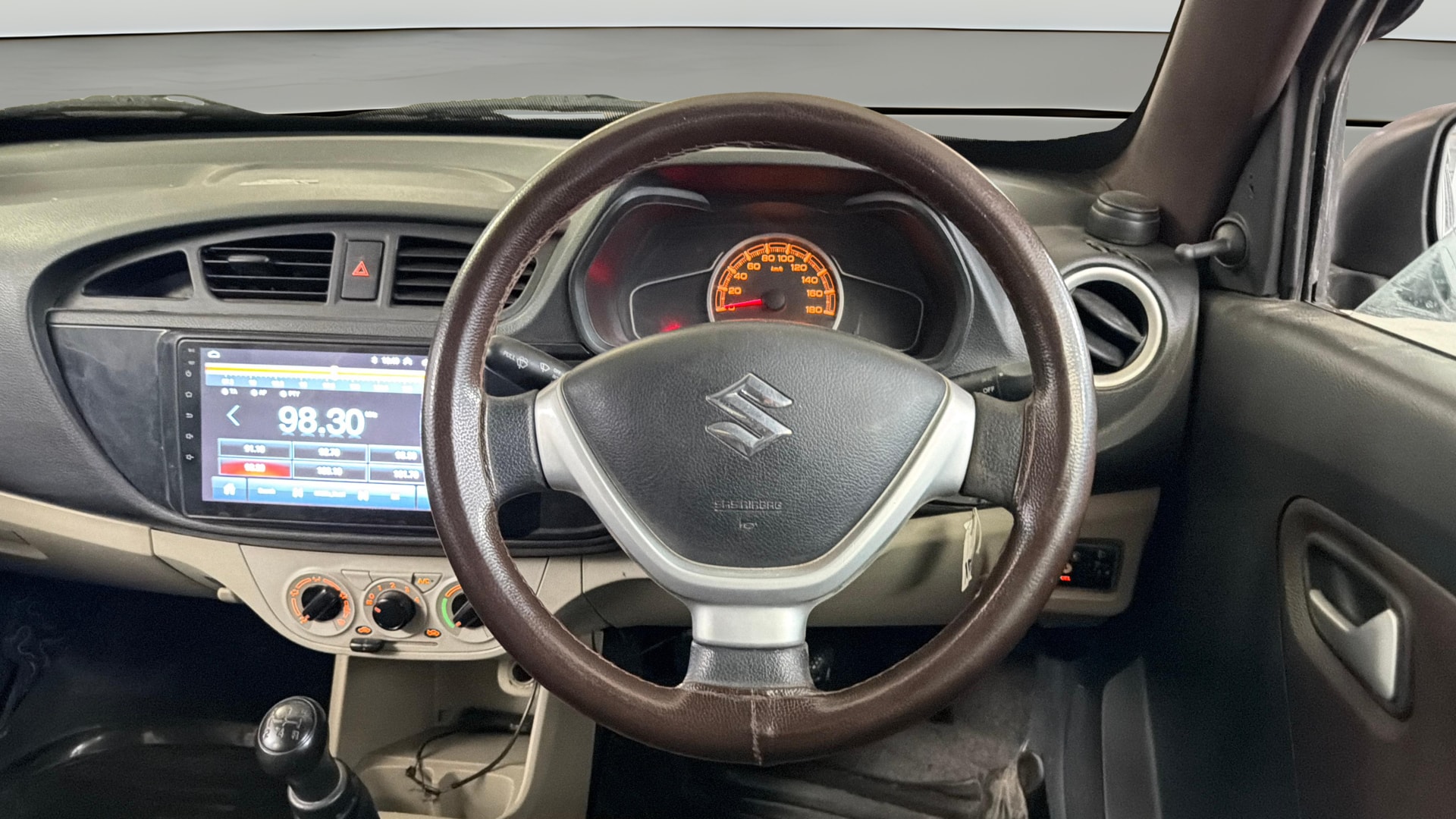 View 2020 Maruti Suzuki 1000 Base Variant Image 20 Used 2020 Maruti Suzuki 1000 Base Variant Image 20