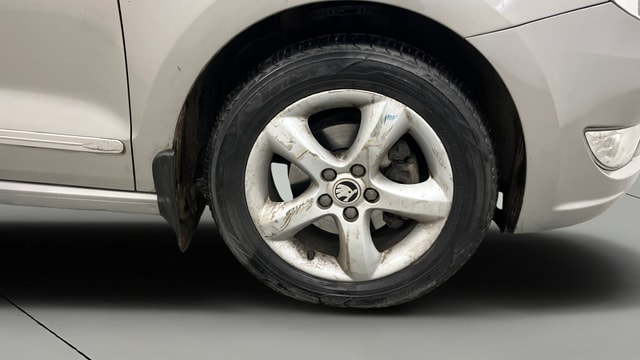 View Skoda Rapid Image 39 Used Skoda Rapid Image 39
