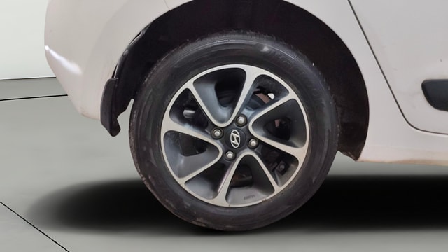 View Hyundai Grand i10 Image 32 Used Hyundai Grand i10 Image 32