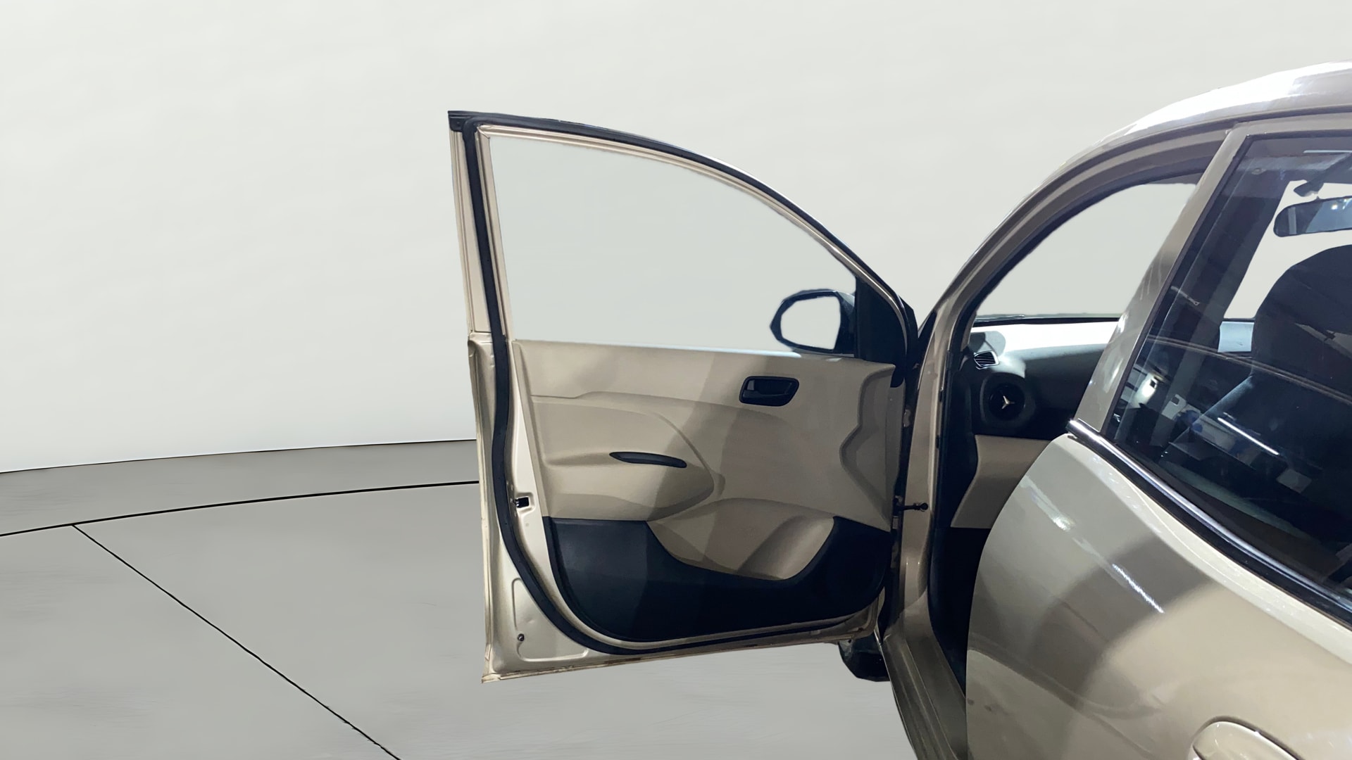 View 2020 Hyundai New Santro D-Lite Petrol Image 30 Used 2020 Hyundai New Santro D-Lite Petrol Image 30