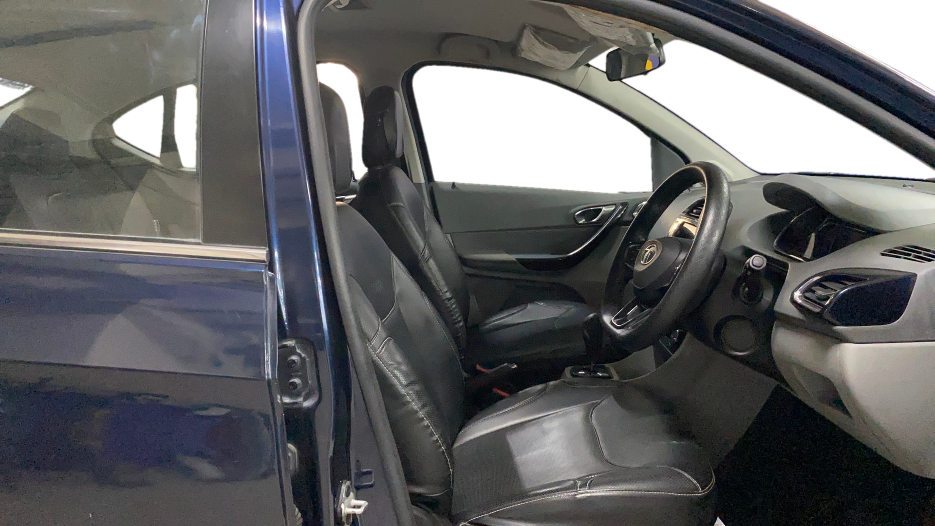 View 2021 Tata Tigor XE Diesel Image 19 Used 2021 Tata Tigor XE Diesel Image 19