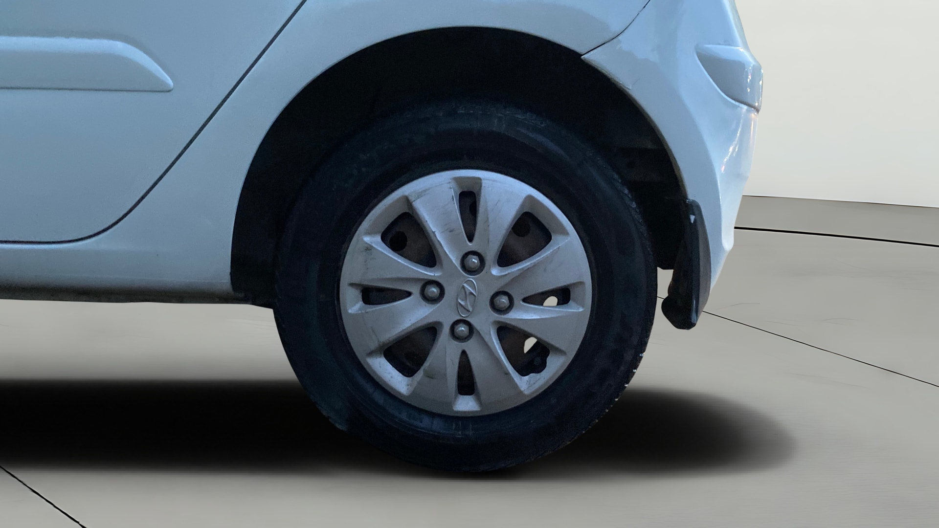 View 2013 Hyundai i10 1.2 Sportz AT Image 7 Used 2013 Hyundai i10 1.2 Sportz AT Image 7