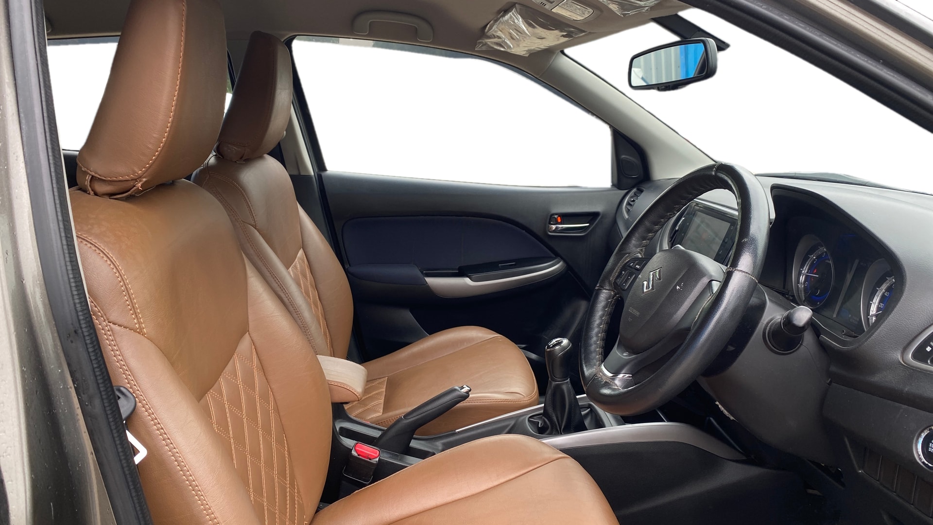 View 2020 Maruti Suzuki 1000 Base Variant Image 25 Used 2020 Maruti Suzuki 1000 Base Variant Image 25