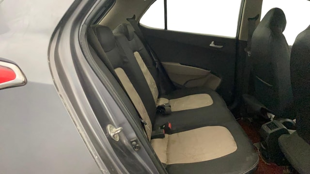 View Hyundai Grand i10 Image 28 Used Hyundai Grand i10 Image 28