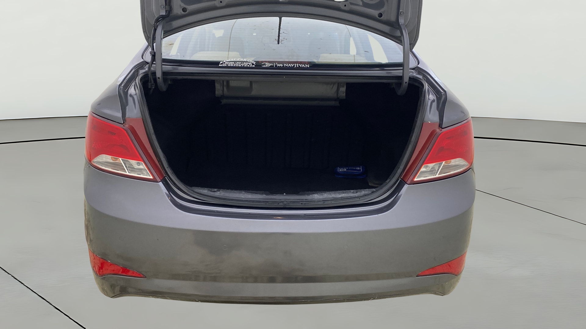 View 2015 Hyundai Fluidic Verna 1.6 VTVT S O Image 39 Used 2015 Hyundai Fluidic Verna 1.6 VTVT S O Image 39