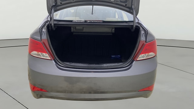 View Hyundai Fluidic Verna Image 39 Used Hyundai Fluidic Verna Image 39