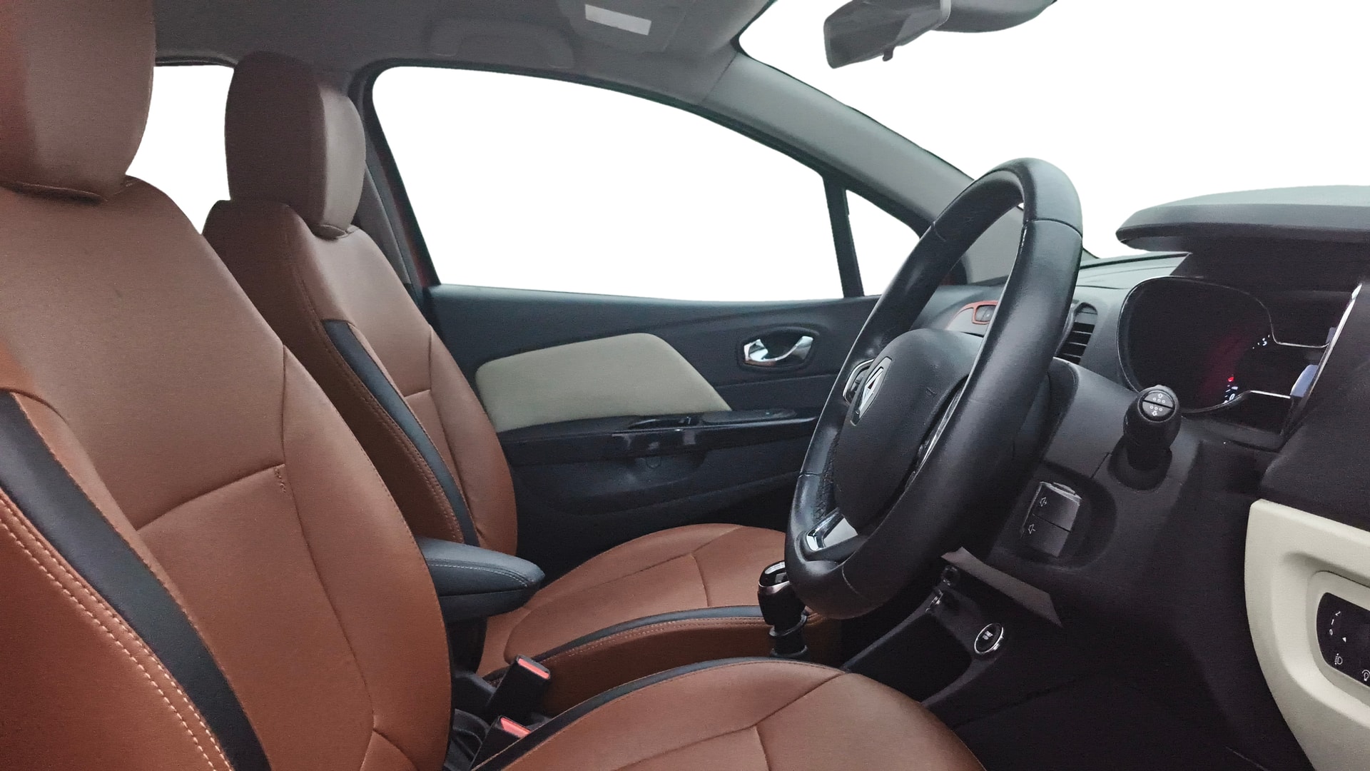 View 2019 Renault Captur RXT Diesel Dual Tone Image 26 Used 2019 Renault Captur RXT Diesel Dual Tone Image 26