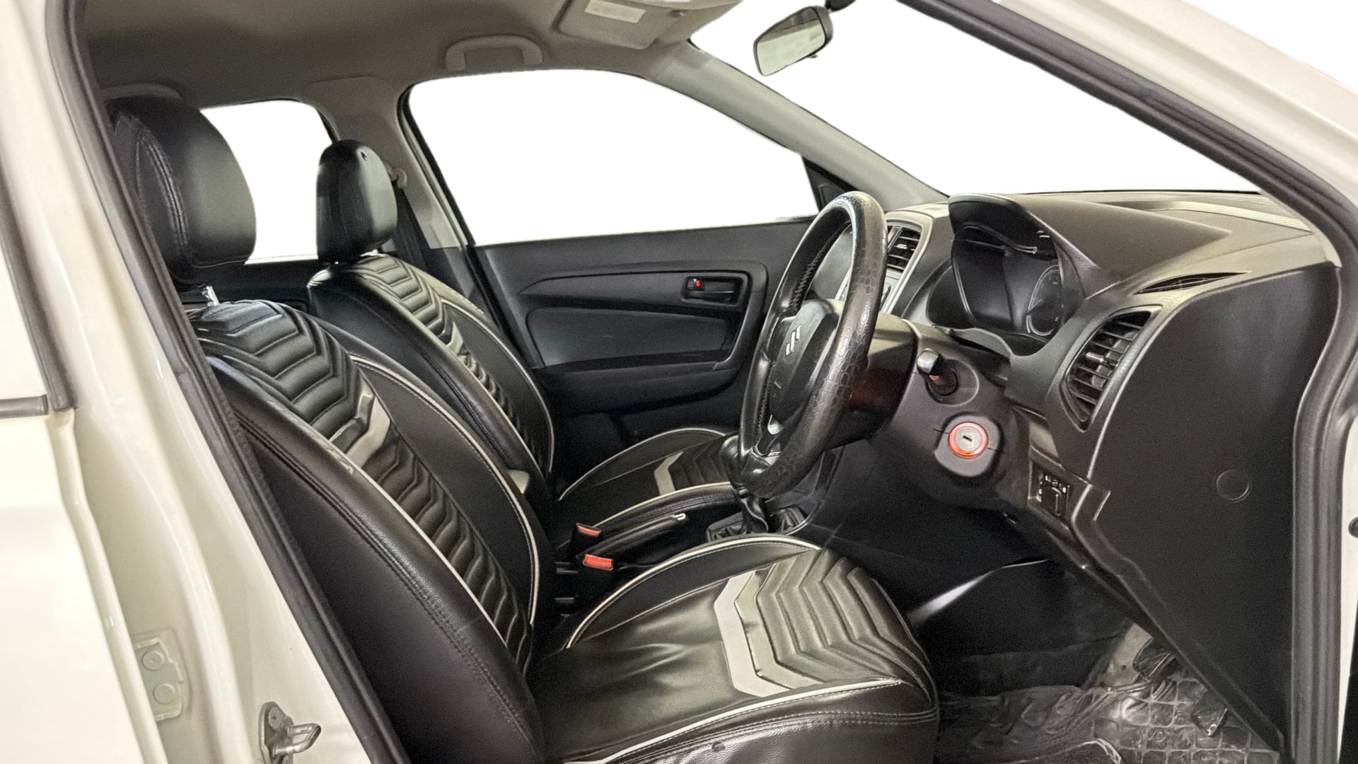 View 2022 Maruti Suzuki 1000 Base Variant Image 25 Used 2022 Maruti Suzuki 1000 Base Variant Image 25