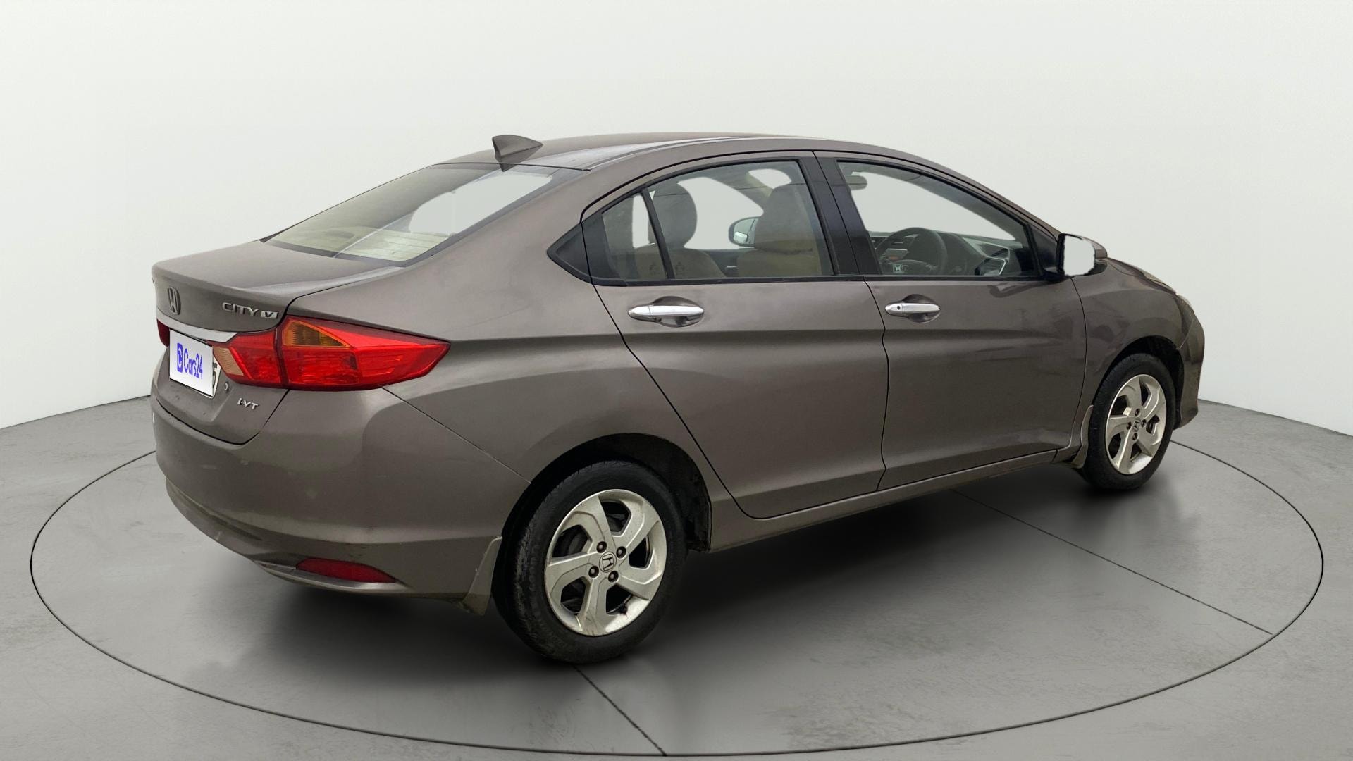 View 2015 Honda City ZX MT Diesel Anniversary Edition Image 44 Used 2015 Honda City ZX MT Diesel Anniversary Edition Image 44