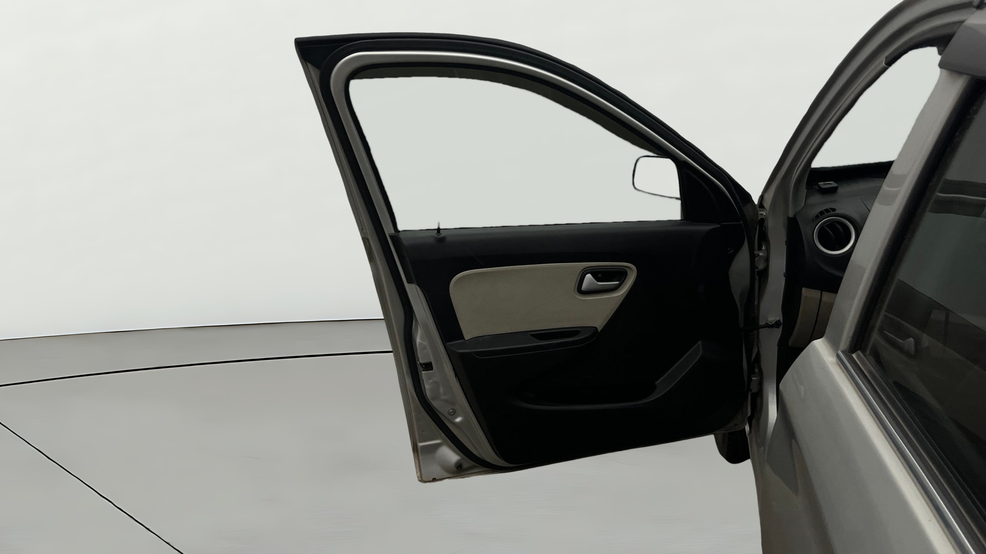 View 2021 Maruti Suzuki 1000 Base Variant Image 35 Used 2021 Maruti Suzuki 1000 Base Variant Image 35