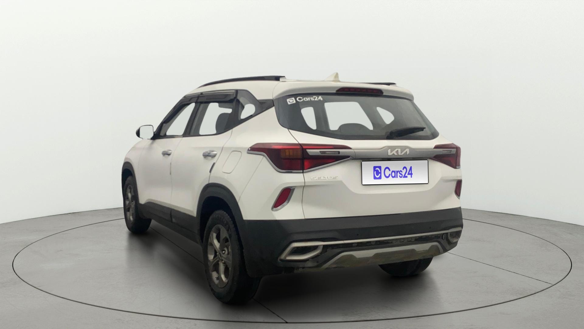 View 2022 Kia Seltos HTK Plus Diesel Image 2 Used 2022 Kia Seltos HTK Plus Diesel Image 2
