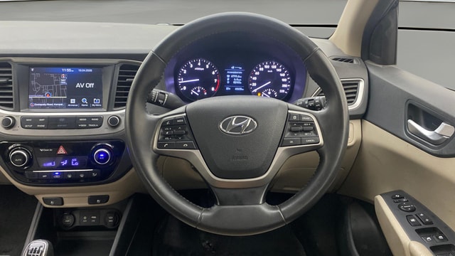 View Hyundai Verna Image 21 Used Hyundai Verna Image 21