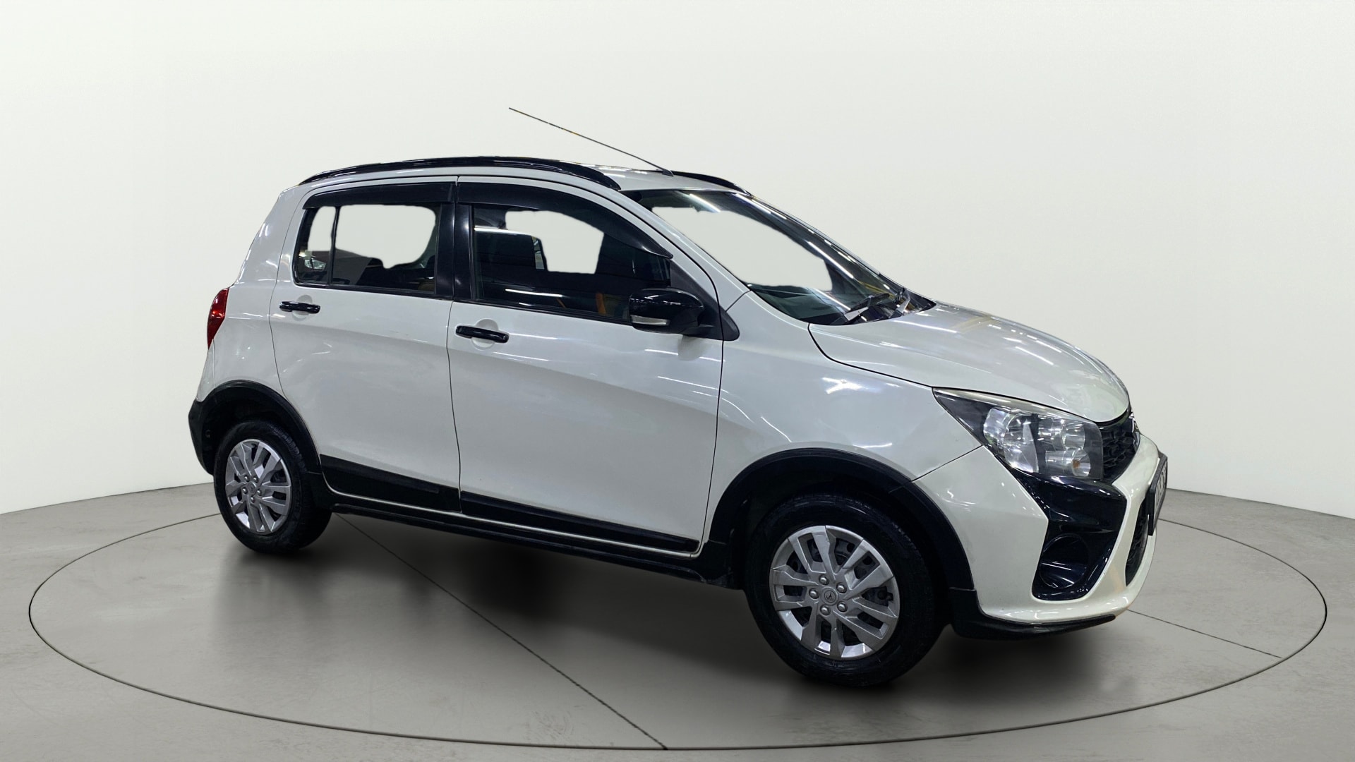 View 2018 Maruti Suzuki 1000 Base Variant Image 21 Used 2018 Maruti Suzuki 1000 Base Variant Image 21