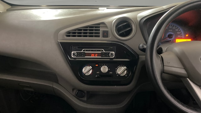View Datsun Redi GO Image 17 Used Datsun Redi GO Image 17
