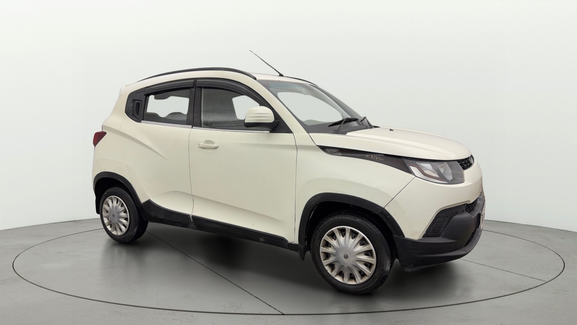 Used 2016 Mahindra KUV100 Used 2016 Mahindra KUV100