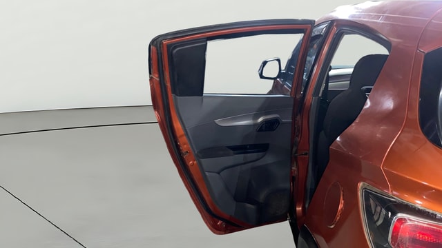 View Mahindra KUV100 Image 14 Used Mahindra KUV100 Image 14