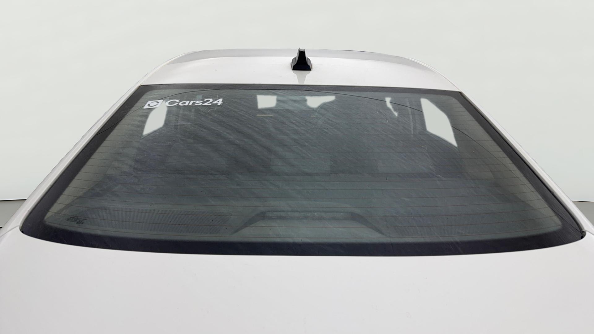 View 2024 Skoda Slavia Style 1.0 TSI MT Image 5 Used 2024 Skoda Slavia Style 1.0 TSI MT Image 5