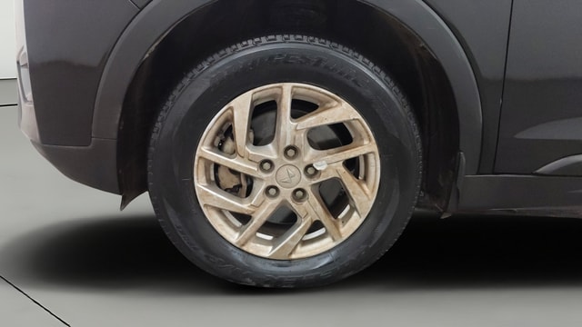 View Mahindra XUV300 Image 29 Used Mahindra XUV300 Image 29
