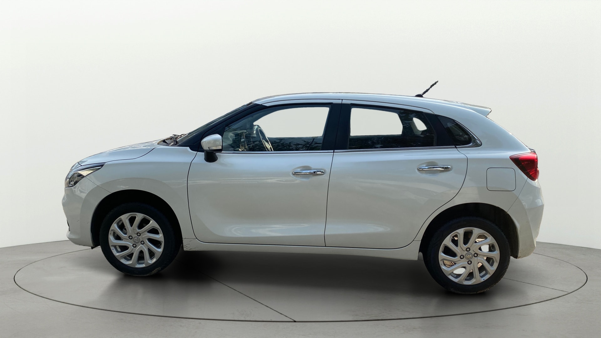 View 2024 Maruti Suzuki 1000 Base Variant Image 28 Used 2024 Maruti Suzuki 1000 Base Variant Image 28